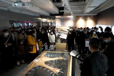 新中國(guó)大工匠智慧——北京大興國(guó)際機(jī)場(chǎng)主題展覽今日正式開(kāi)幕